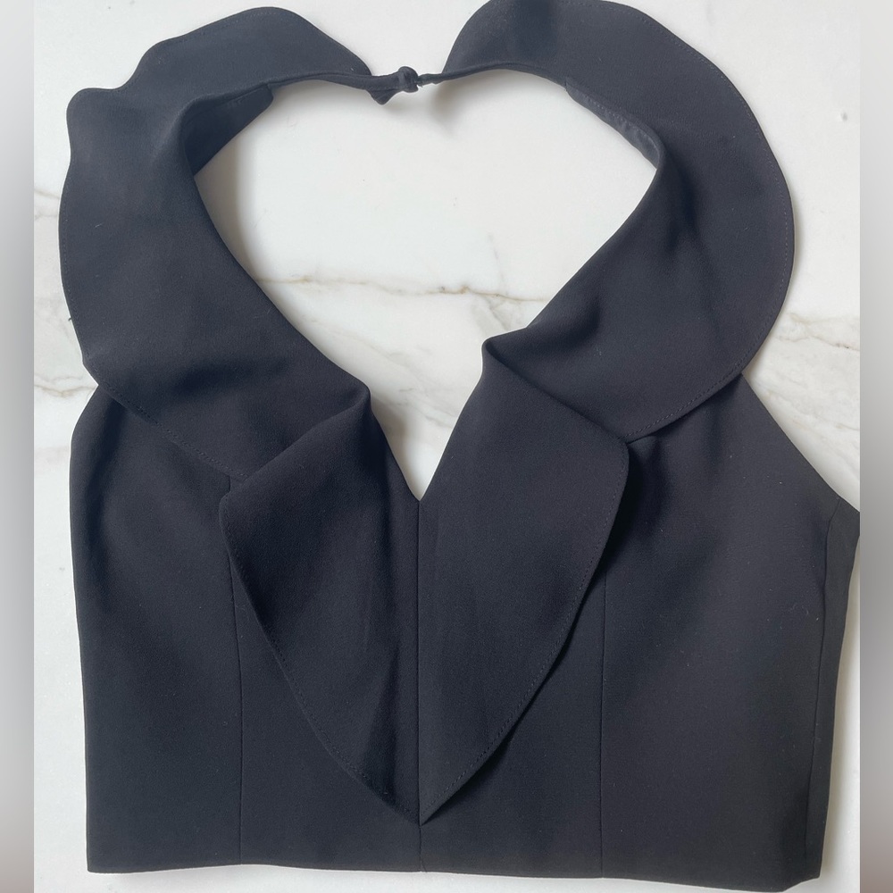 Alice + Olivia Black Ruffled Sleeveless Crop Top - Picture 2 of 6